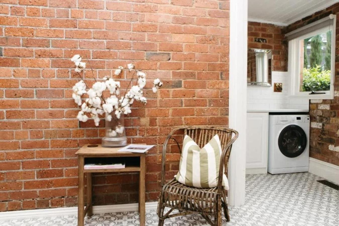 Luxurious Terrace In Heart Of